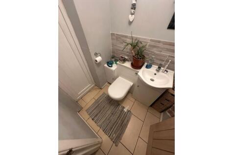 Downstairs Cloakroom