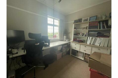 Bedroom Five / Study