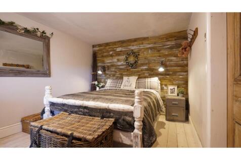 Bedroom Three/Study
