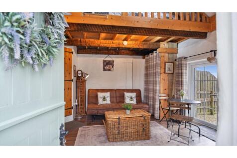 Holiday Cottage 1