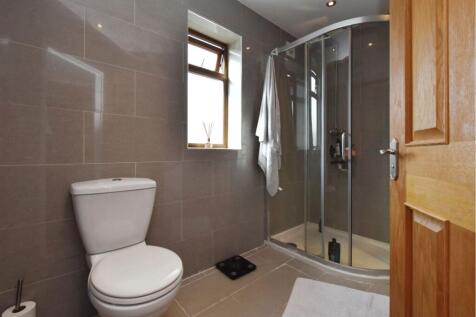 Master En-suite