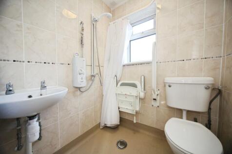 Downstairs Bathroom