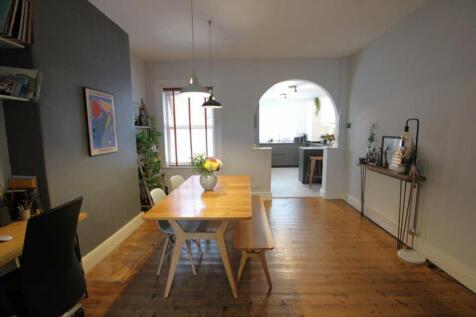 Living / Dining Room