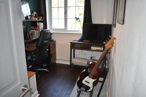 Bedroom Three/Study