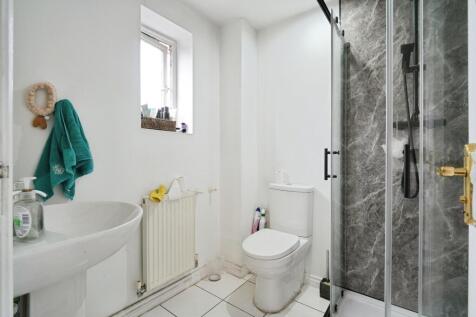 Master En-suite