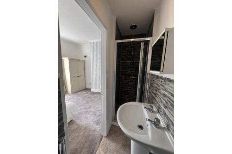 Master En-suite