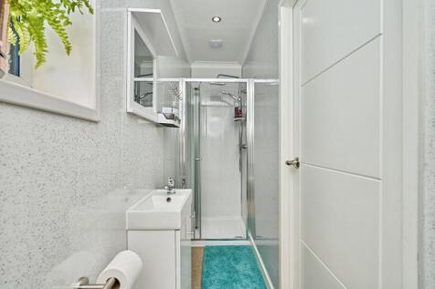 Master En-suite