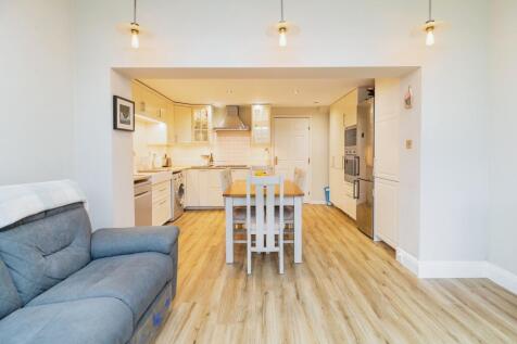 Kitchen/Family Room