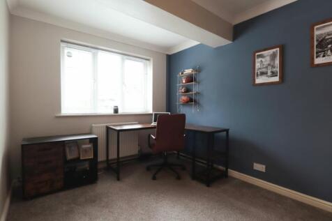 Bedroom Five / Study