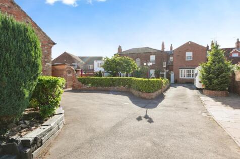 Gated Driveway