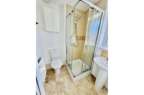 Master En-suite