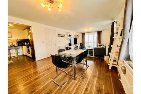Living / Dining Room
