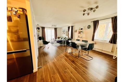 Living / Dining Room