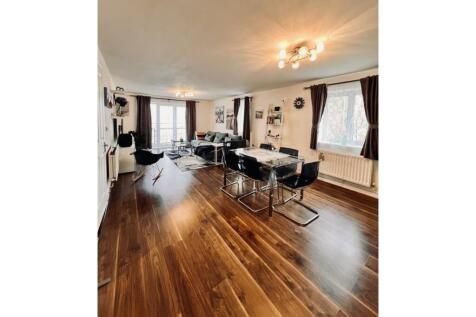 Living / Dining Room