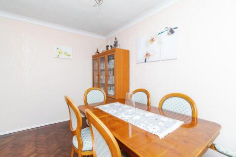 Dining Room/Bedroom