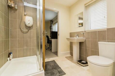 Jack &amp; Jill En-suite