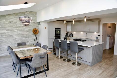 Kitchen/family Room