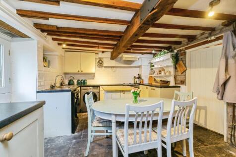 Cottage Kitchen