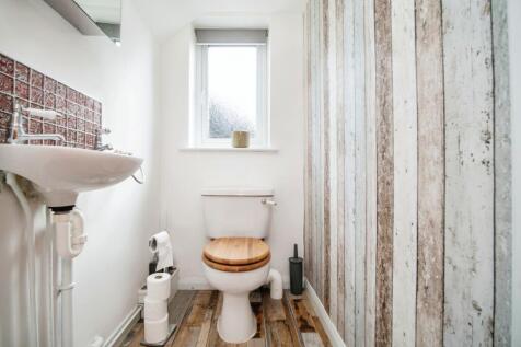 Downstairs Cloakroom