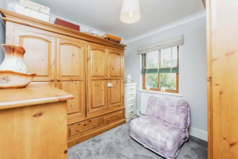 Dressing Room/Bed 4