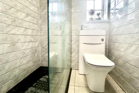 En-suite One