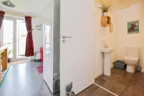 Downstairs Bathroom