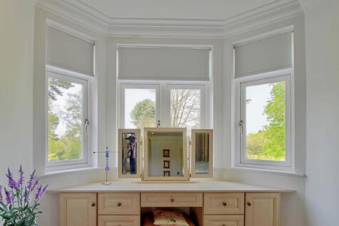 Bay window in Master Suite