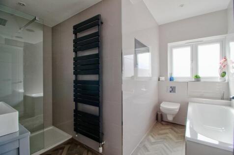 Family Bathroom with integrated TV
