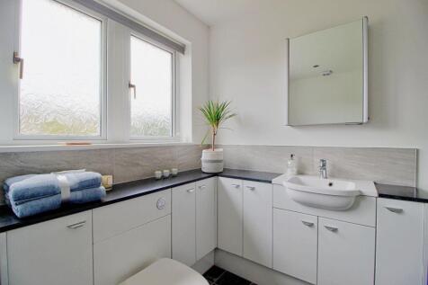 With plenty of bathroom storage