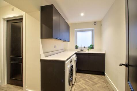 Utility with under floor heating