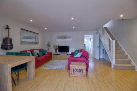 Living room with adjoining conservatory