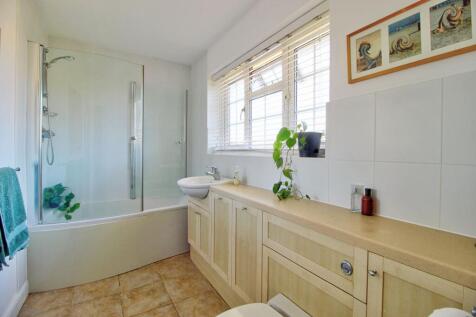 Large Family Bathroom