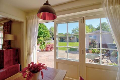 Annex Kitchen / Dining Room doors