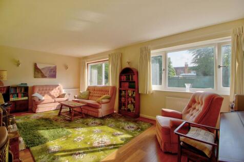 Living Room with patio doors