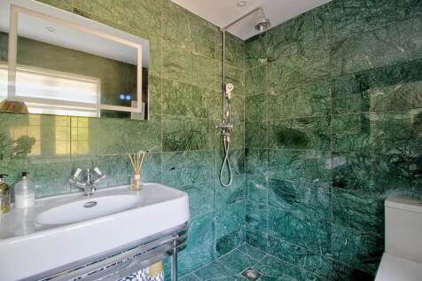 Downstairs Wet Room