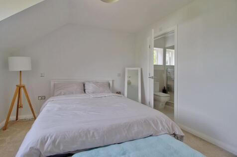 Ensuite into Bedroom Two