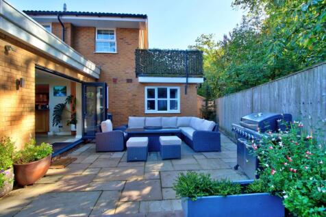 Perfect for outdoor dining