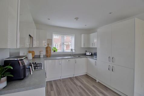 With Zanussi & Indesit integrated appliances