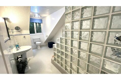 En-suite Two