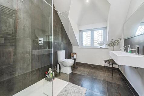 Master En-suite