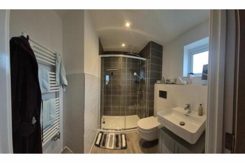 Master En-suite