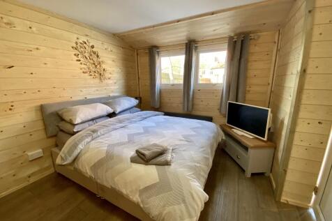 Garden Lodge