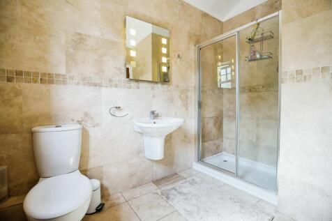 Master En-suite