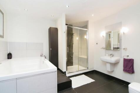 Master En-suite