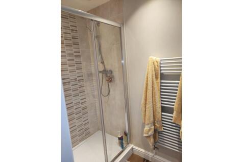 Master En-suite