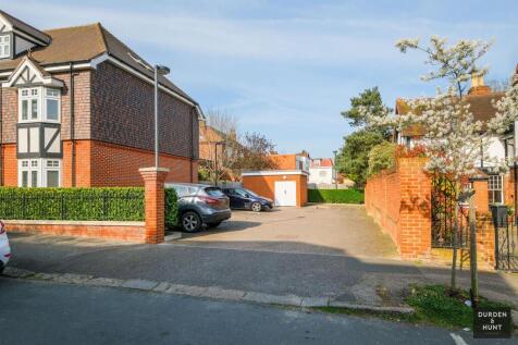 Roding Court