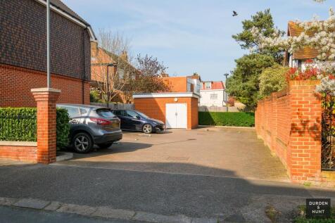 Roding Court