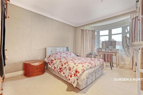 Chalgrove Crescent