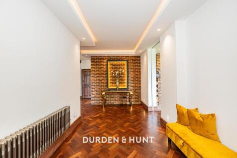 Theydon-61.jpg