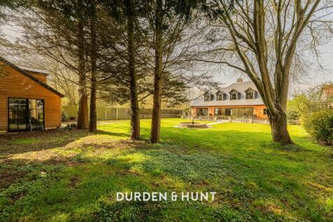 Theydon-93.2.jpg